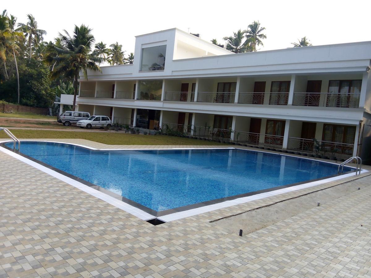 Travancore Island Resort Thiruvananthapuram Exterior foto